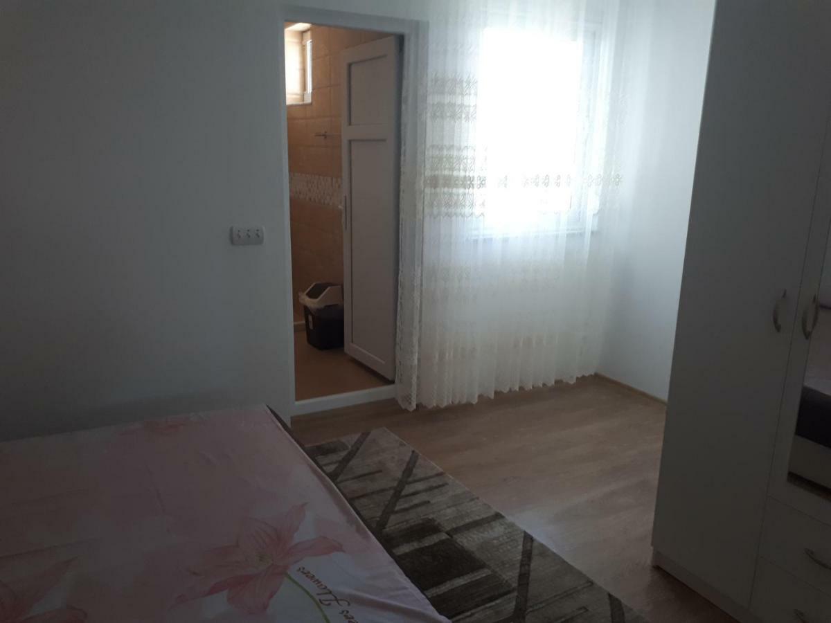 Tahiri Bellevue Apartments Ulcinj Exterior photo